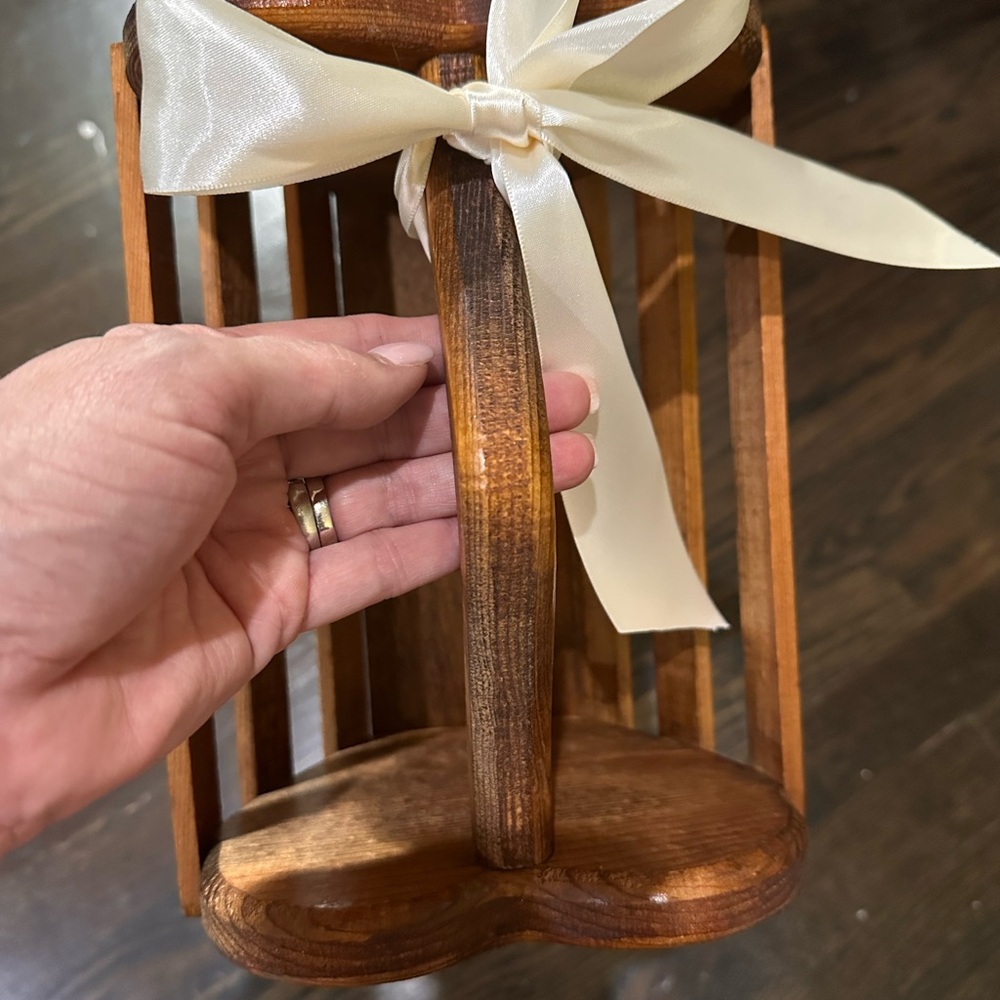 Vintage Wooden Heart Basket Storage Guest Desk Office catch-all kitchen - Picture 7 of 11